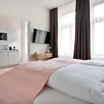 Premium I Home2share *