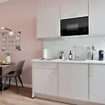 Premium I Home2share