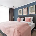 Premium I Home2share *