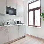 Premium I Home2share