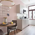 Premium I Home2share *