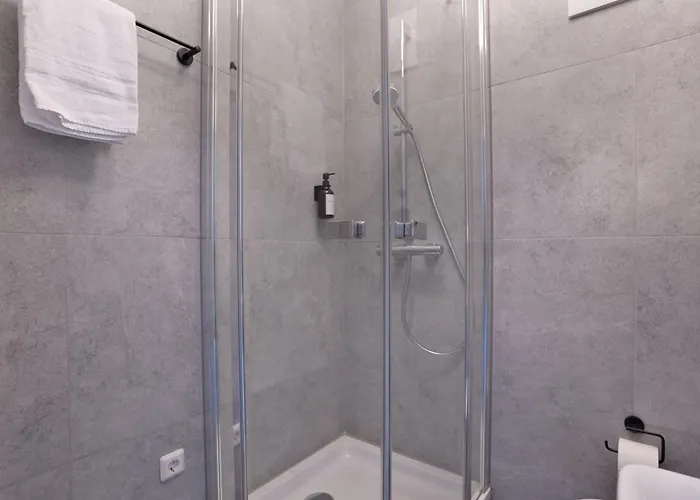 Premium I Home2share *