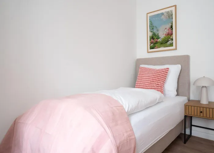 Premium I Home2share